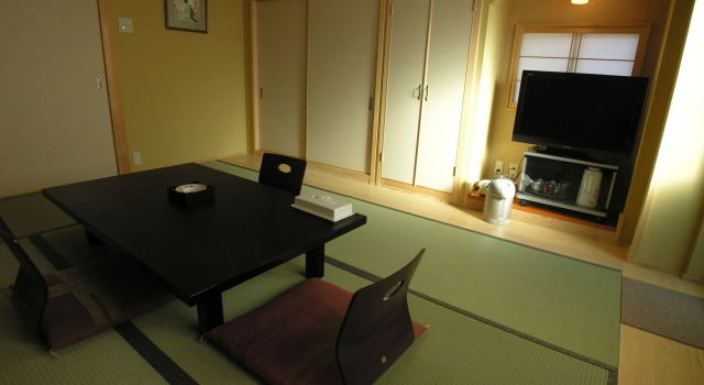 Minshuku Inn Shirahama Ekinoyado, Prenota Affittacamere Hotel a Wakayama con parcheggio, Parcheggio
