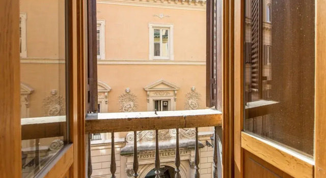 Rental In Rome Vite Prestigious, Забронировать Отель Спанья Рим, рядом с Посольство США в Риме