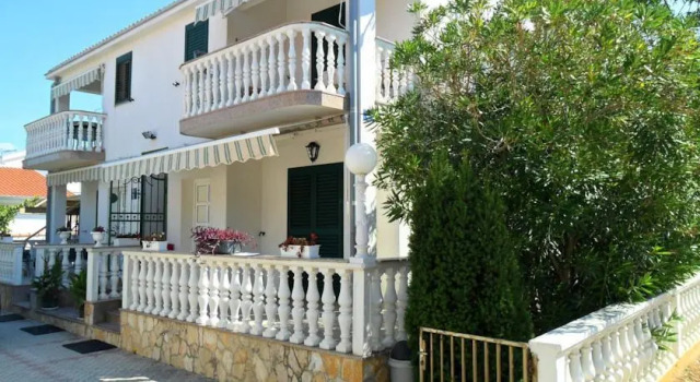 Apartments Trusić