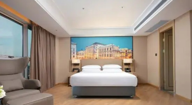 Люкс Deluxe Vienna International Hotel Changsha Huanghua Airport Terminal Store