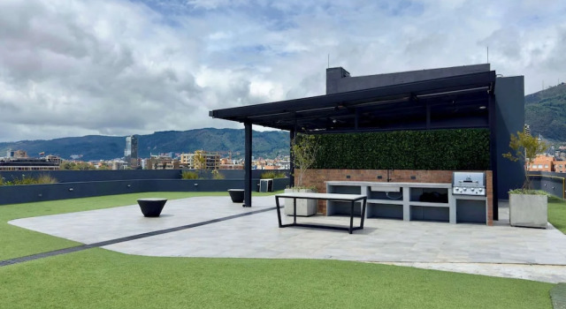 w Marvelous Loft in Polo