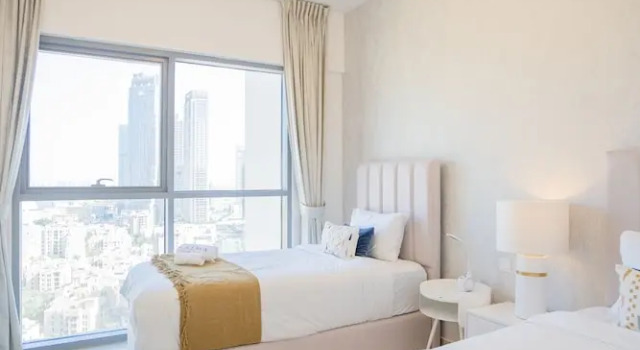 Nasma Luxury Stays - Bellevue - Tower A, Забронировать Отель Даунтаун Дубай , рядом с Дубайский аквариум