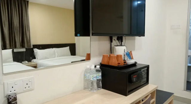 Четырёхместный семейный номер Standard AVENUE BANGI HOTEL