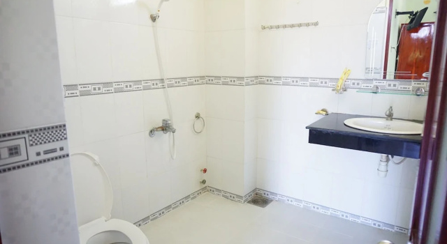 Двухместный номер Standard с балконом Cat Tien Guesthouse