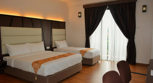 Hotel Grand Baron, Book Hotel Hotels in Taiping with a Pool, Swimming Pool