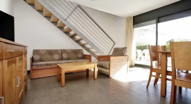 Casas adosadas Romani, Забронировать Отель Бизнес-отели Tarragonès, 4* 5*