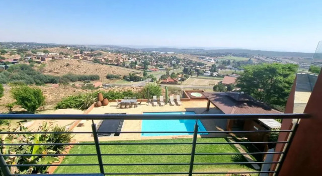 Двухместный номер Standard с балконом Weston Guest House Krugersdorp