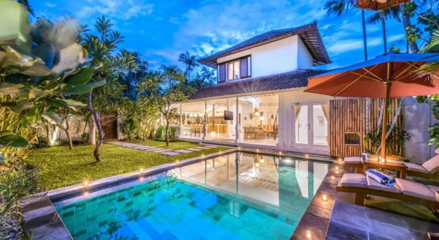 Villa London - Private 4 BDR Villa in Seminyak, Pool & Garden in prime Location, Забронировать Вилла Семиньяк Бадунг