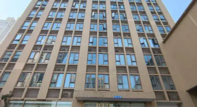 Huajian HOUSE Hotel(Ming Xin Cheng Branch), Boek Hotel Hotels in Chengdu met parkeren, Parkeren