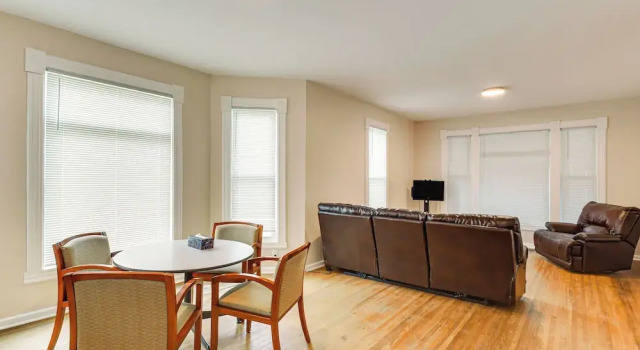 Апартаменты < 1 Mi to Main St: Quiet Apartment in Galesburg!