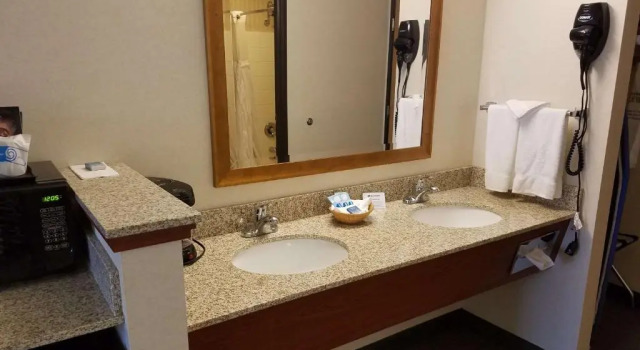 Номер Standard Best Western Oak Meadows Inn