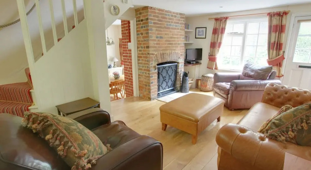 Comfy Holiday Home in Hastings near Sea Beach & Water Sports, Забронировать Отель Отели Исторического графства Суссекса 3 звезды, 3*