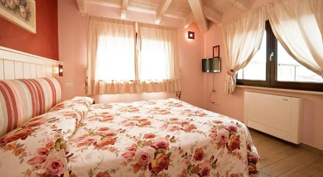 Appartamenti Villa Ancora, Забронировать Отель Отели Кастильоне-делла-Пеская с парковкой, Парковка
