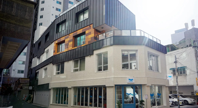 BLUEHUM Guesthouse - Hostel, Rezerwuj Hostel Hostele w Gyeonggi-do, Hostel