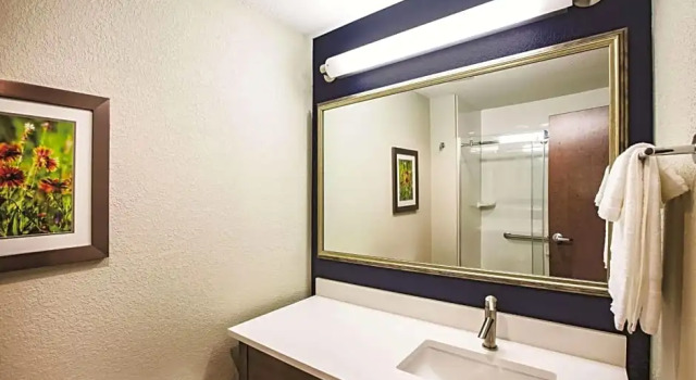 Номер Superior La Quinta by Wyndham Wichita Northeast