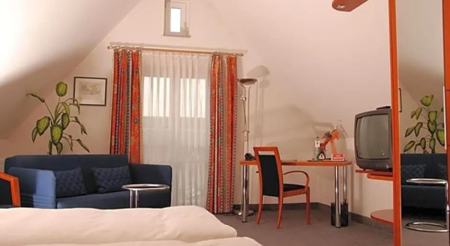 Номер Comfort Hotel Müller Café & Wein - Mondholzhotel