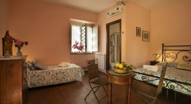 Трёхместный семейный номер Standard с видом на сад Agriturismo San Leonardello