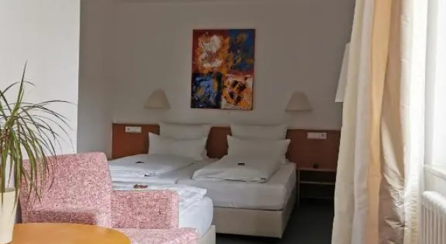 Трёхместный номер Standard Hotel Schober