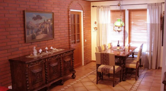 Вилла с 3 комнатами Villa Prud