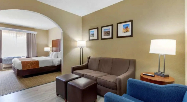 Шестиместный люкс Comfort Suites Lakewood - Denver