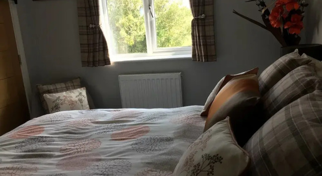 More Than Just a Room Apartment Carlisle / Borders, Varaa Huoneisto Asunnot kohteessa Merseyside, Huoneisto