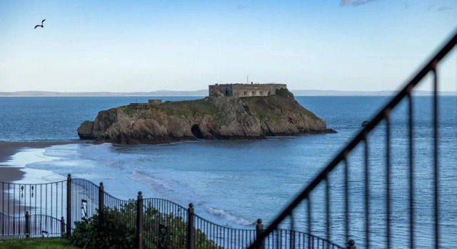 Коттедж Caldey Bay Apartment - Lovely Sea Views