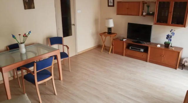 Calle de Dona Dolsa n6, 2Dcha, Забронировать Отель Отели Аликанте с парковкой, рядом с Археологический музей Аликанте, Парковка