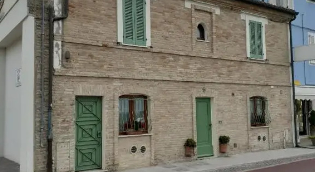 Una finestra sul mare - Appartamento a Fano, Rezervovat Apartmán Fano 