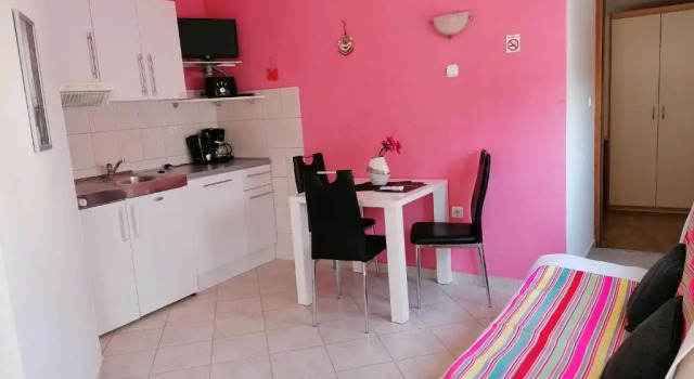 Апартаменты c 1 комнатой Apartments Geli