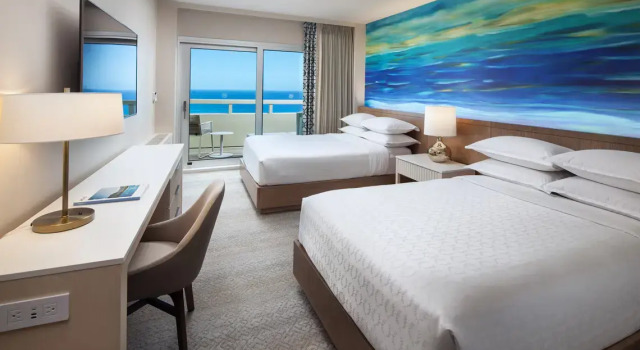 Номер High Floors 10-19 этаж oceanfront Sheraton Waikiki Beach Resort