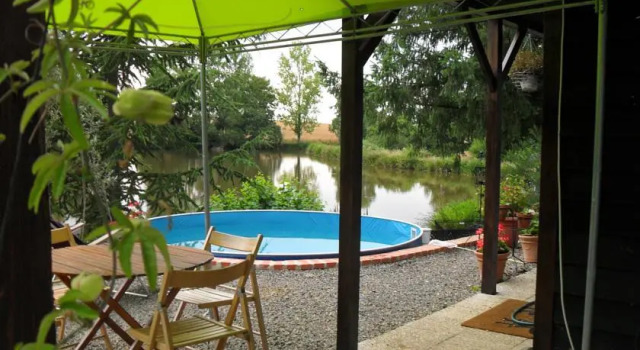 Acorn Lake Fishing and Caravans, Reserva ahora Hotel Saulgond Charente