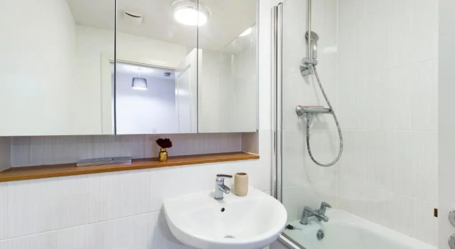 Коттедж Cheerful 5-BDR/3-BATH House w/ Free Parking