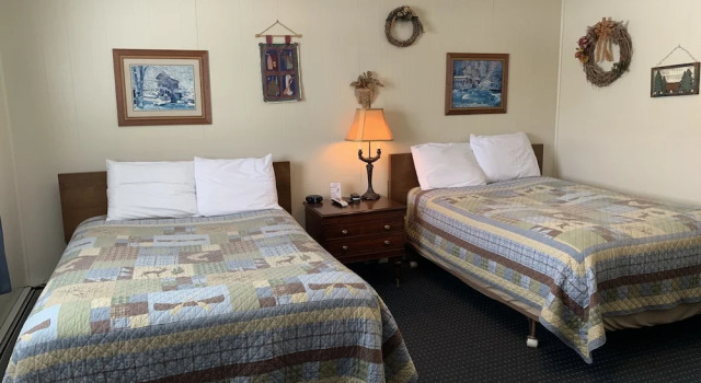 Четырёхместный номер Standard Carroll Motel & Cottages