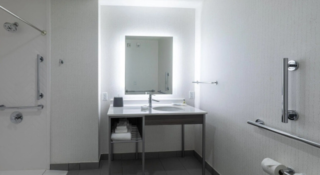 Двухместный номер Standard Holiday Inn Greenville - Woodruff Road by IHG