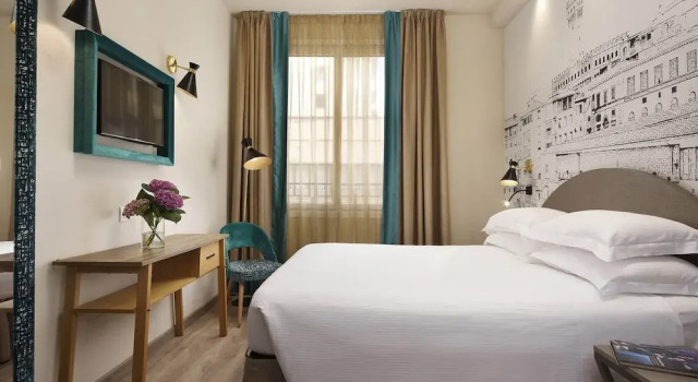 Семейный номер Superior FH55 Med Executive Hotel