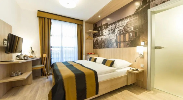 Двухместный номер Deluxe с балконом Garni hotel Castle Bridge