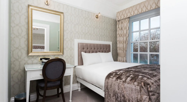 Stauntons on the Green Hotel, Забронировать Отель Дублин Каунти Дублин