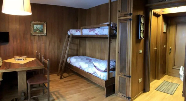 Golf & Ski Studio (Adults Only), Забронировать Отель Отели Брей-Червиния с парковкой, рядом с Лыжный подъемник Червиния, Парковка