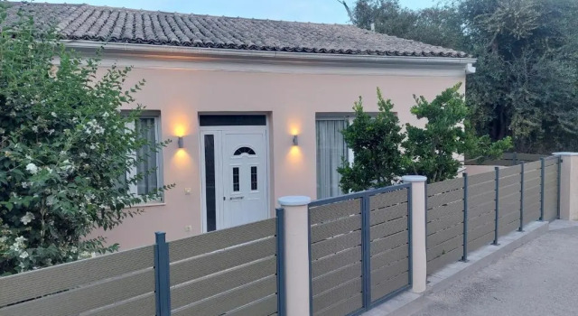 Aphrodite House, Забронировать Отель Отели периферии Ионических островов с парковкой, Парковка
