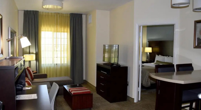Двухместный номер Standard Staybridge Suites Houston Stafford - Sugar Land by IHG