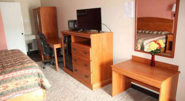 Двухместный номер Standard Frontier Motel