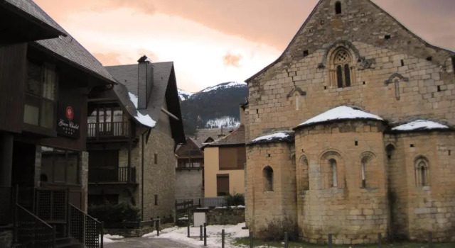 Коттедж GRAN CHALET Hotel & Petit SPA