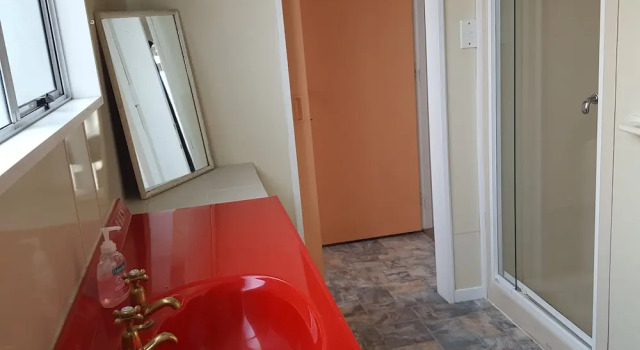 Коттедж Mackenzie Lodge