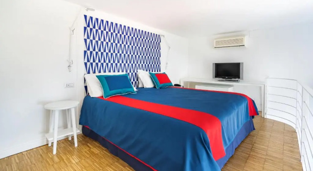 Семейный номер Standard с видом на море Hotel Torre Barbara