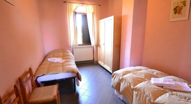Lovely estate not far from Florence with olives trees, Забронировать Дом для отпуска Коттеджи Фильине-Вальдарно, Коттедж