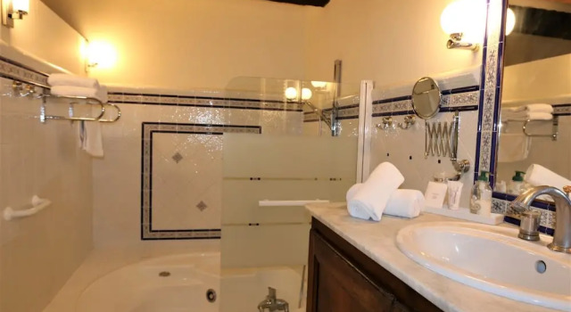 Номер Prestige Hôtel de la Ferme Lamy