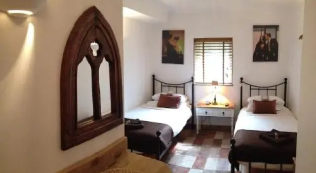 Tanglewood Gatwick Bed & Breakfast, Забронировать Гостевой дом Отели Исторического графства Суссекса с завтраком, Завтраки