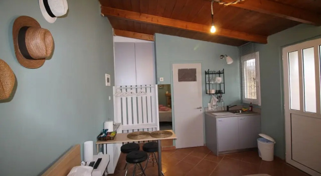 Pikinas Studios near ATH airport, Забронировать Дом для отпуска Маркопулон Месойеас 