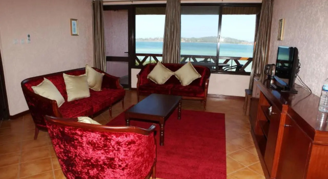 Вилла Humula Beach Resort