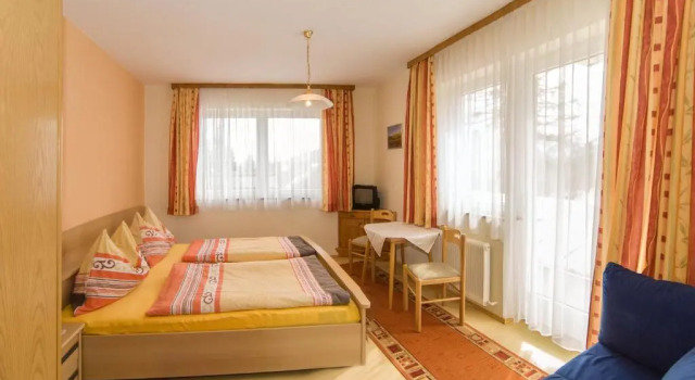 Апартаменты Haus Alpina Ski In & Ski Out